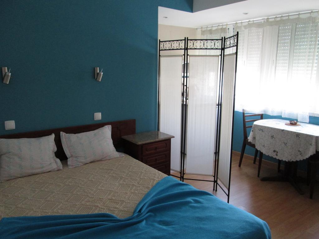 Hospedaria Bernardo Ericeira Habitación foto