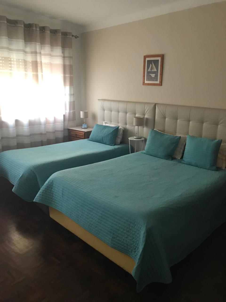 Hospedaria Bernardo Ericeira Exterior foto